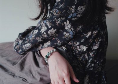 養一只翡翠，如妳一般典雅靈氣、幾經生活淬煉卻更加耀眼…KJADE輕翡翠